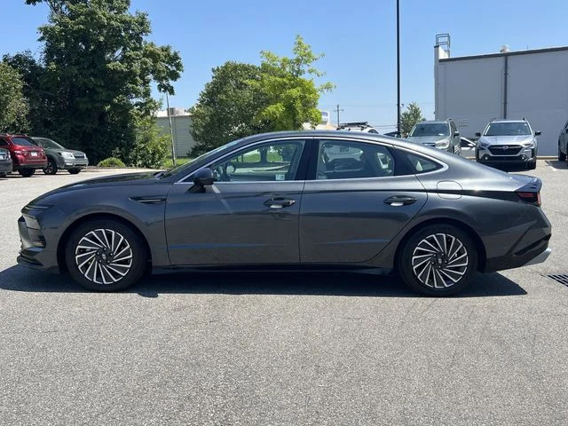 Used 2024 Gray Hyundai Limited image 10