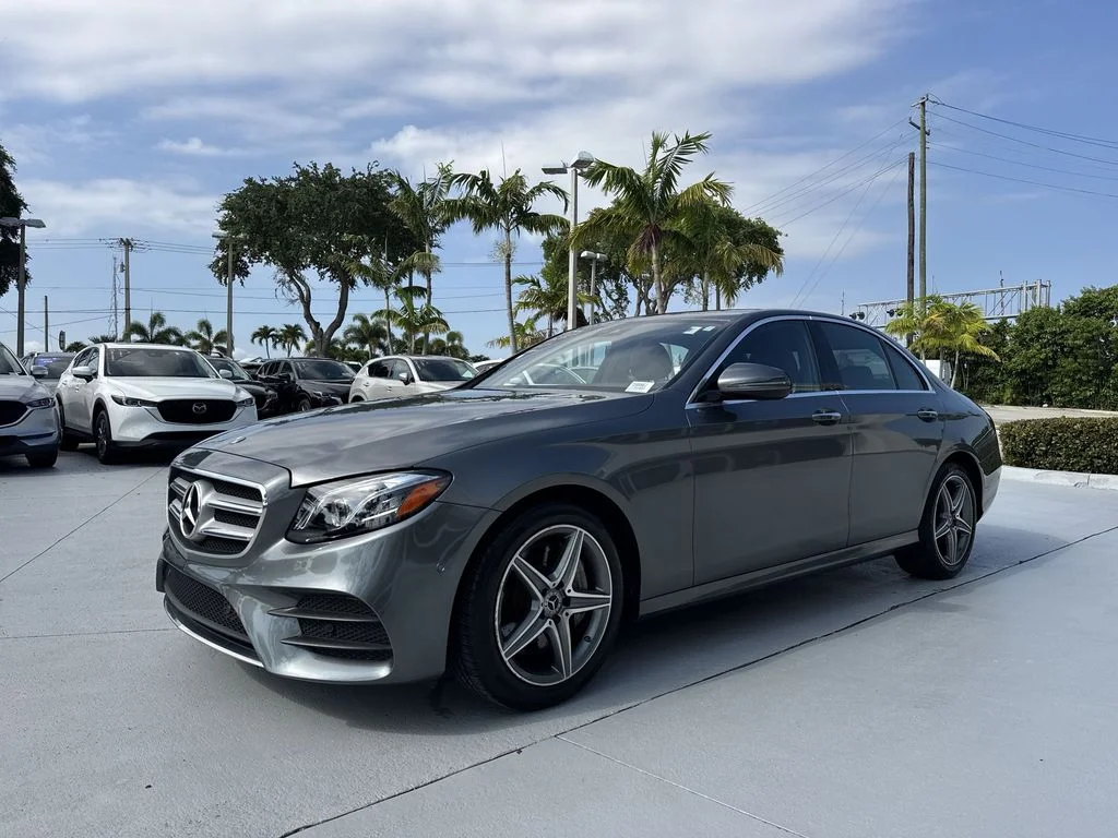 Used 2018 Selenite Gray Metallic Mercedes-Benz E 300 4MATIC® image 28