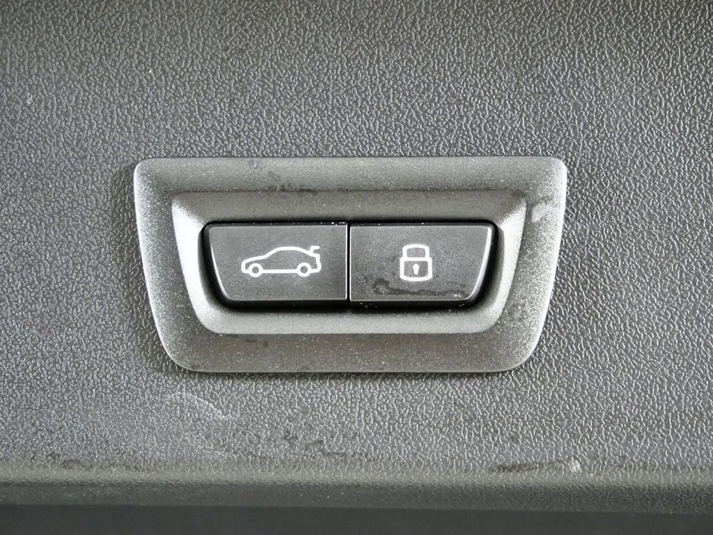 Used 2026 Skyscraper Grey Metallic BMW 30 xDrive image 29
