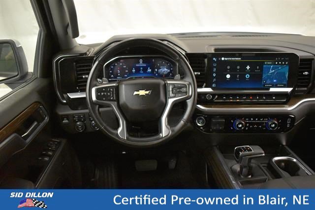 Certified Used 2025 Summit White Chevrolet LT image 5