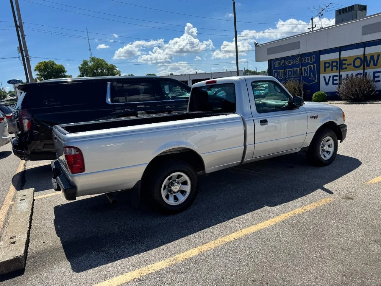 Used 2004 Silver Metallic Ford Reg Cab 3.0L XLT image 4
