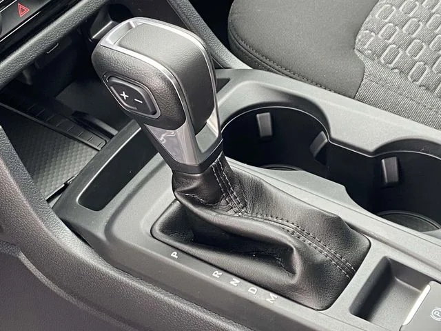 New 2026 Carbonized Gray Metallic Ford XLT image 24