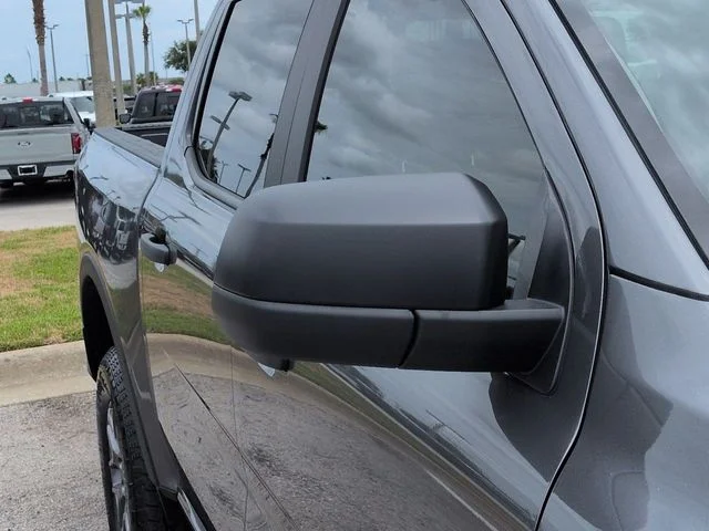 New 2026 Carbonized Gray Metallic Ford XLT image 12