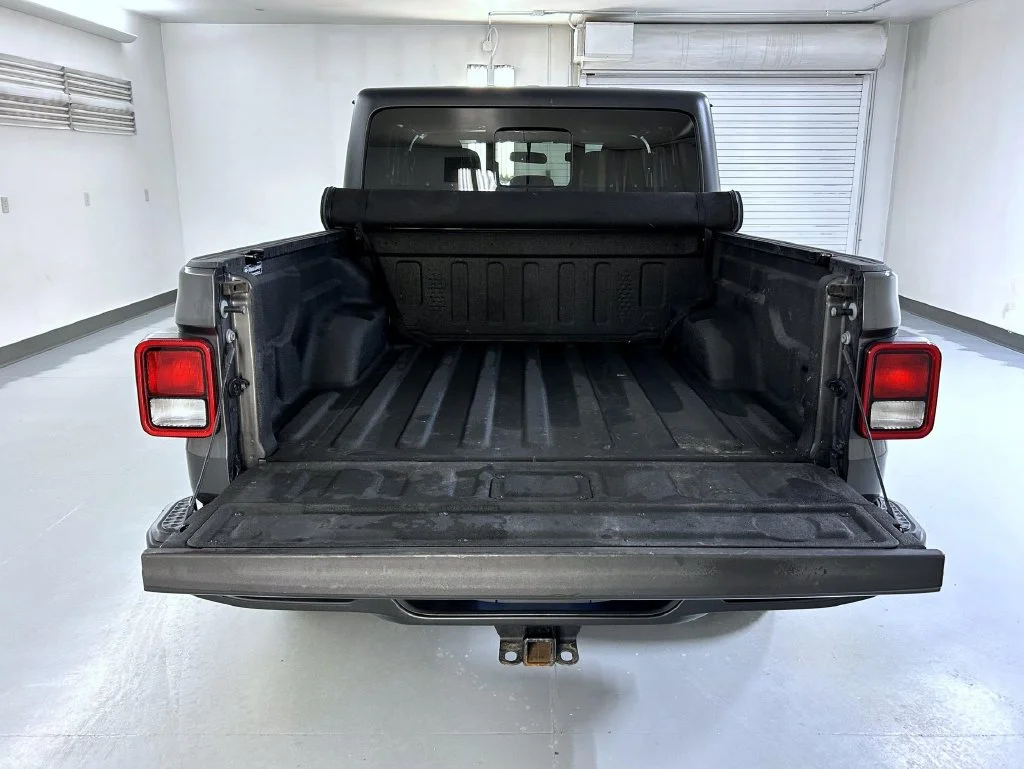 Used 2021 Gray Jeep Willys image 21