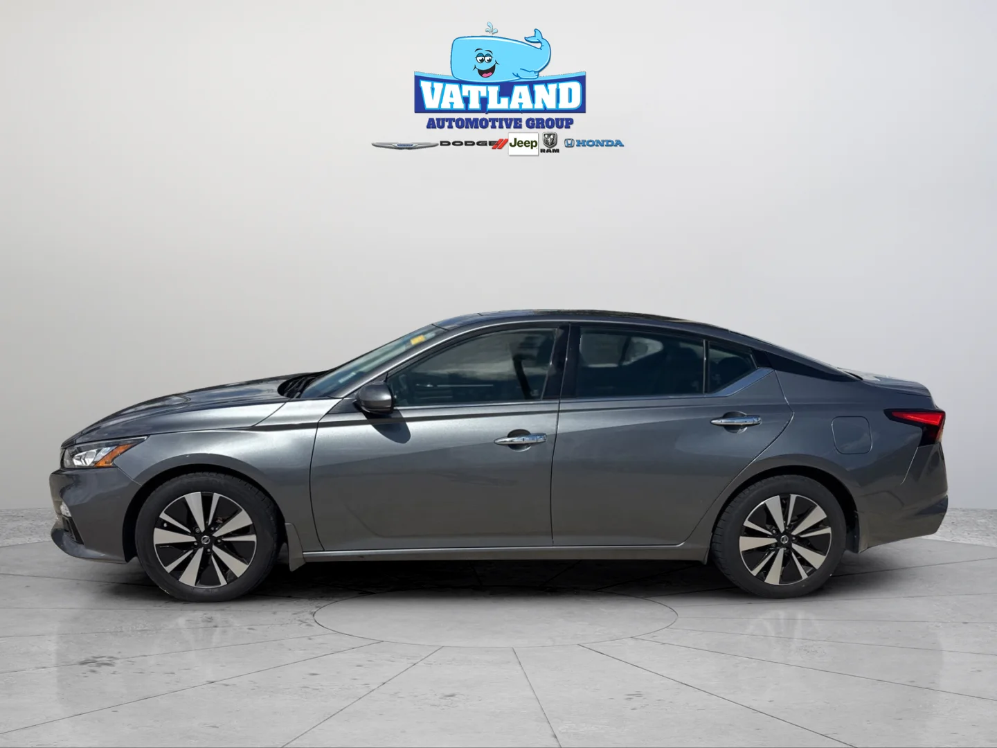 Used 2019 Nissan Altima SV with VIN 1N4BL4DV0KC145902 for sale in Owensboro, KY
