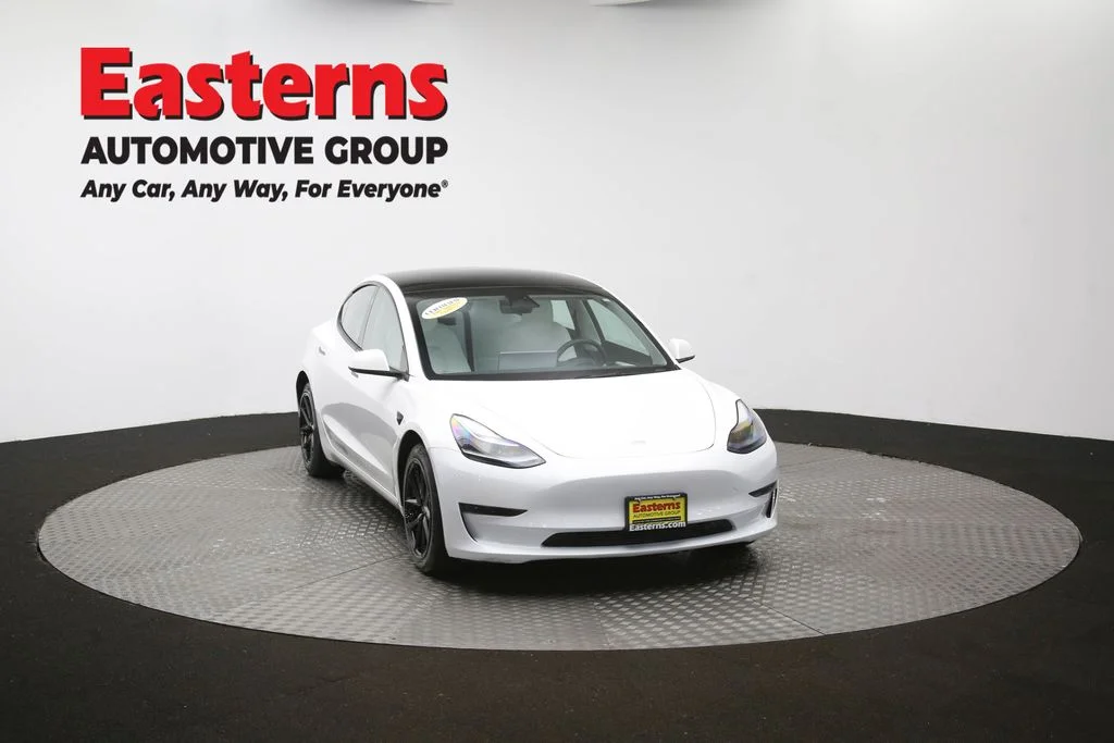 Used 2023 White Tesla Base image 45