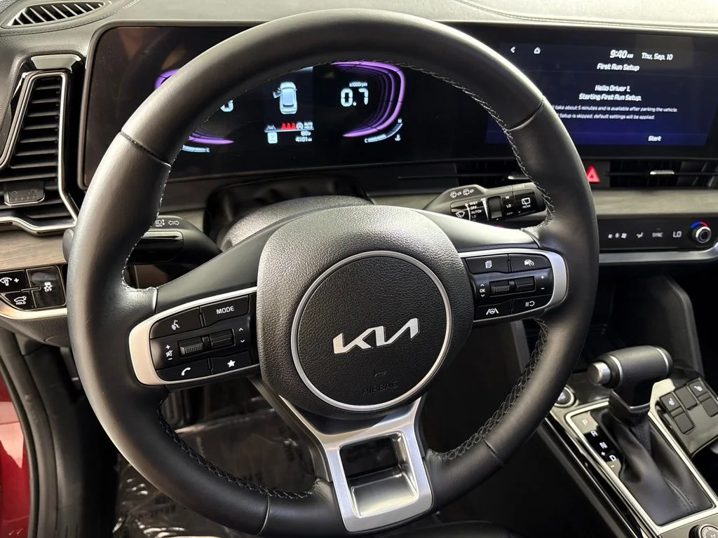 Used 2025 Red Kia X-Line image 30
