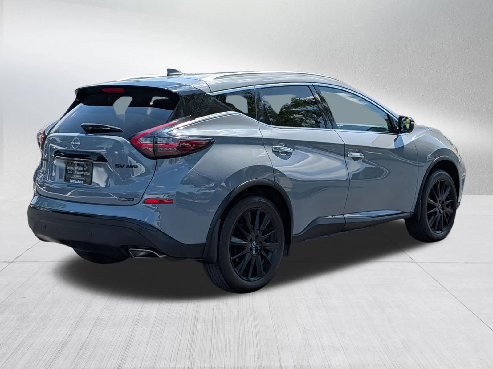 Used 2024 Boulder Gray Pearl Nissan SV image 7