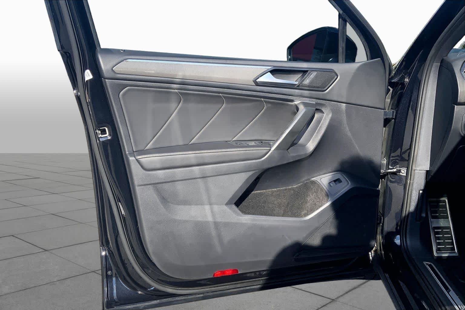 Used 2024 Deep Black Pearl Volkswagen SE R-Line Black image 21