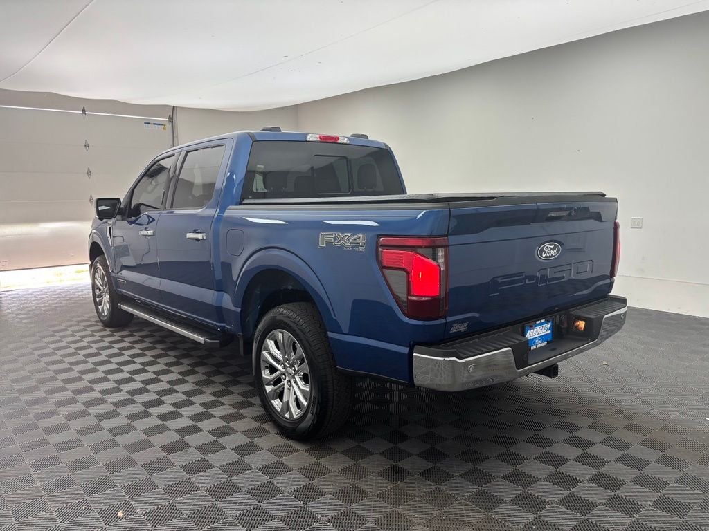 Used 2024 Blue Ford XLT image 11