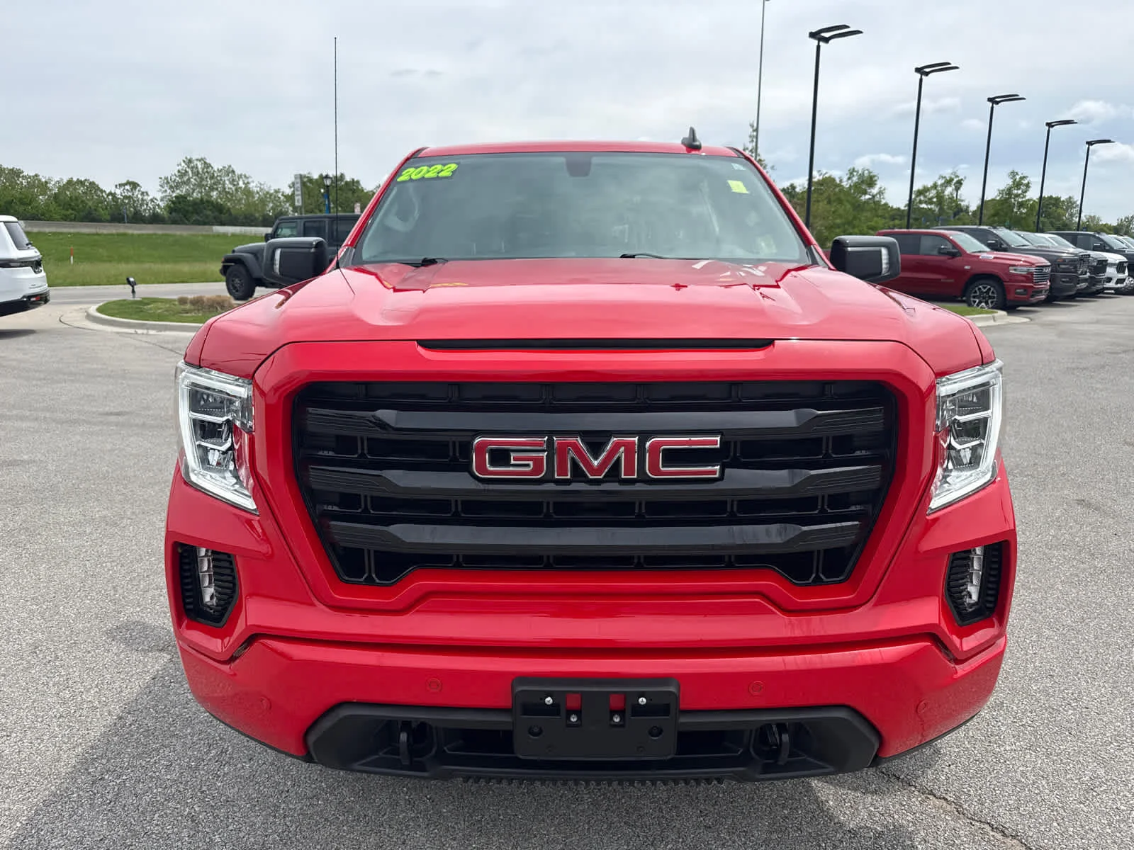 Used 2022 GMC Sierra 1500 Limited Elevation with VIN 3GTU9CET2NG170830 for sale in Kansas City