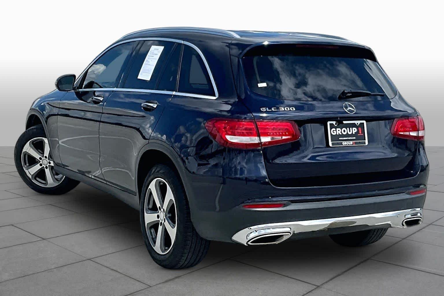 Used 2017 Lunar Blue Metallic Mercedes-Benz GLC 300 image 11