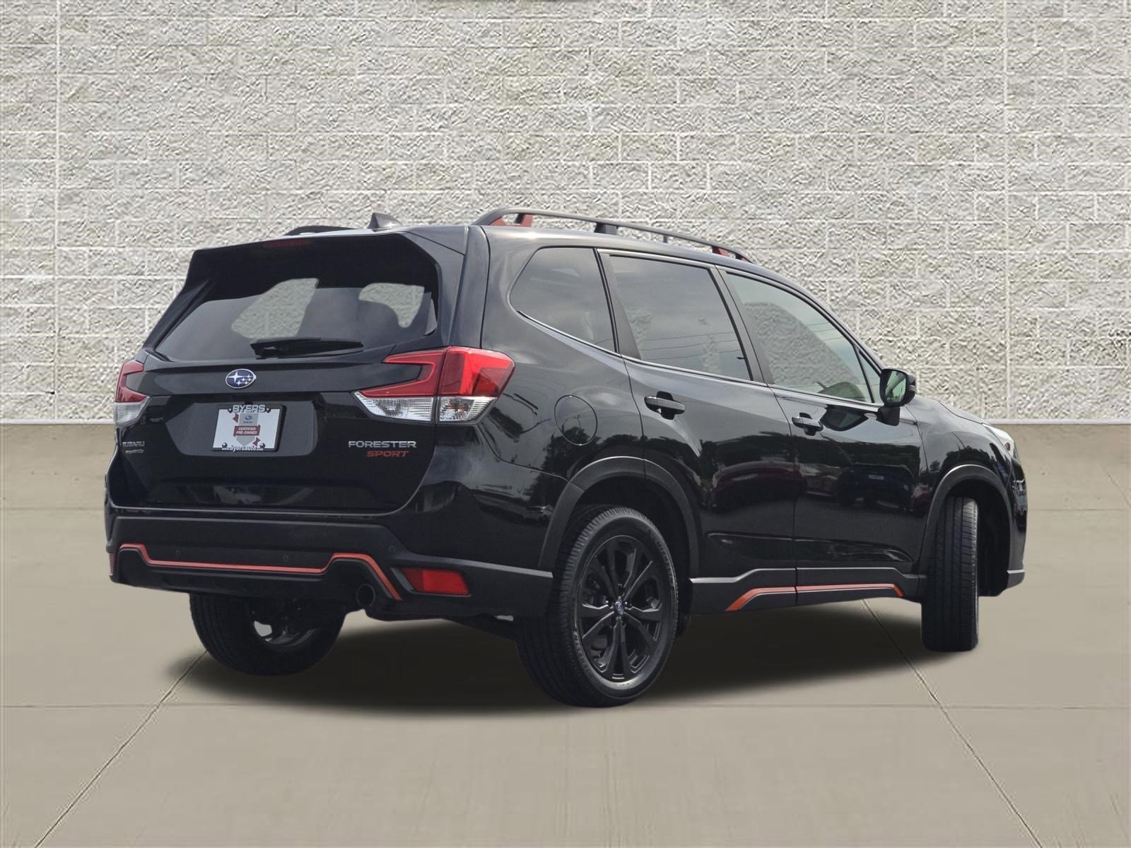 Used 2024 Crystal Black Silica Subaru Sport image 7