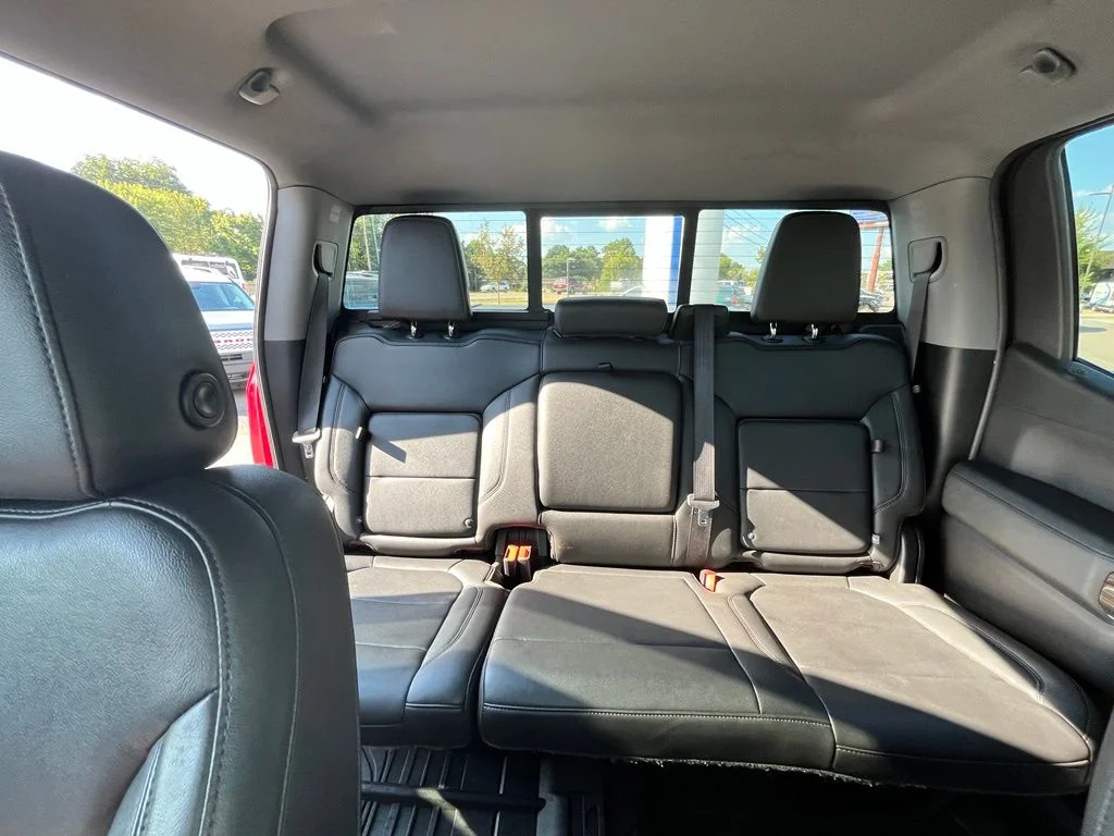 Used 2019 Red Chevrolet LT image 14