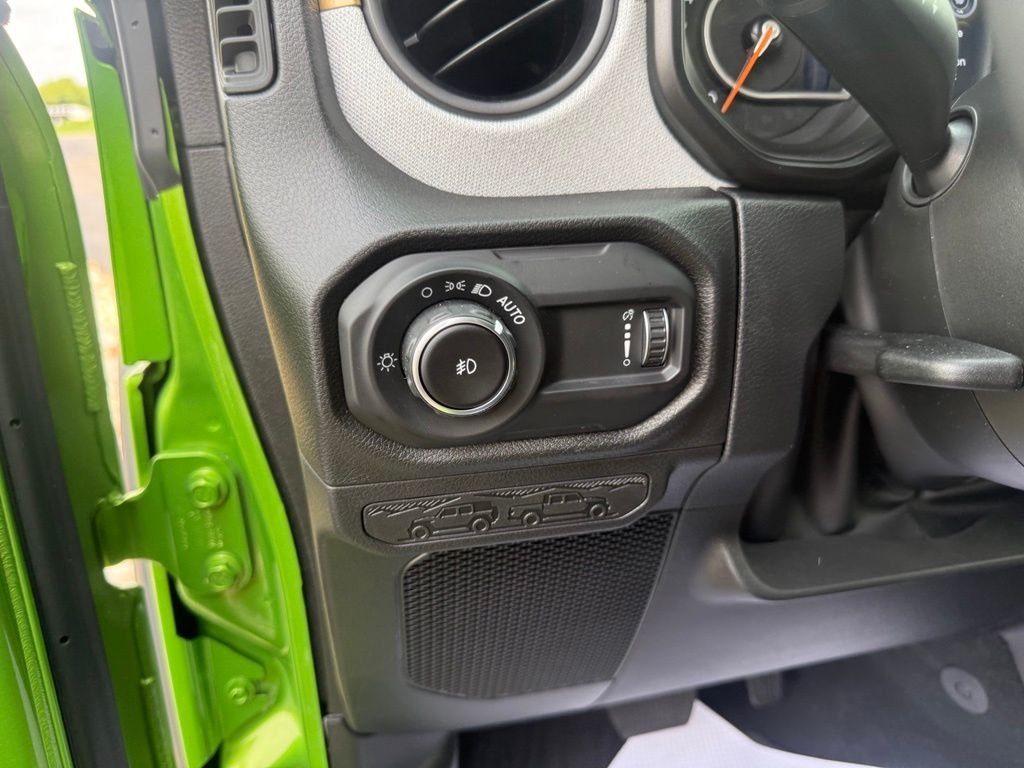 2026 Jeep Wrangler 2-Door Willys - Photo 14