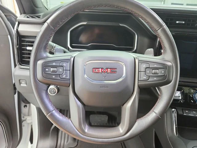 Used 2023 White GMC AT4X image 26