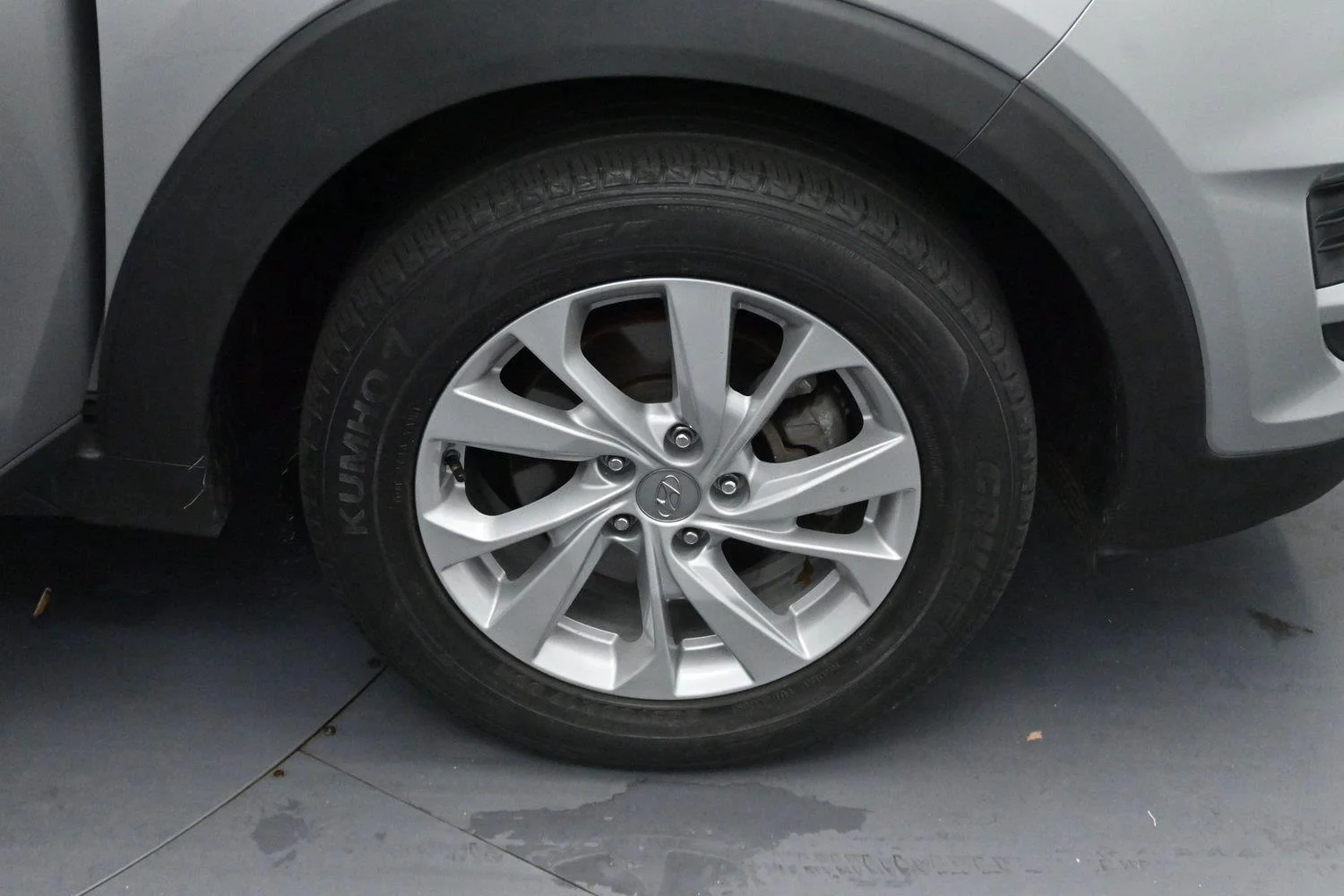 Used 2020 Stellar Silver Hyundai SE image 31
