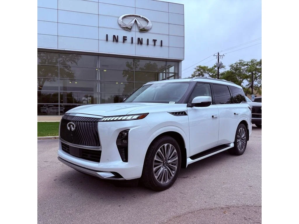 2026 INFINITI QX80 Luxe 4WD's photo