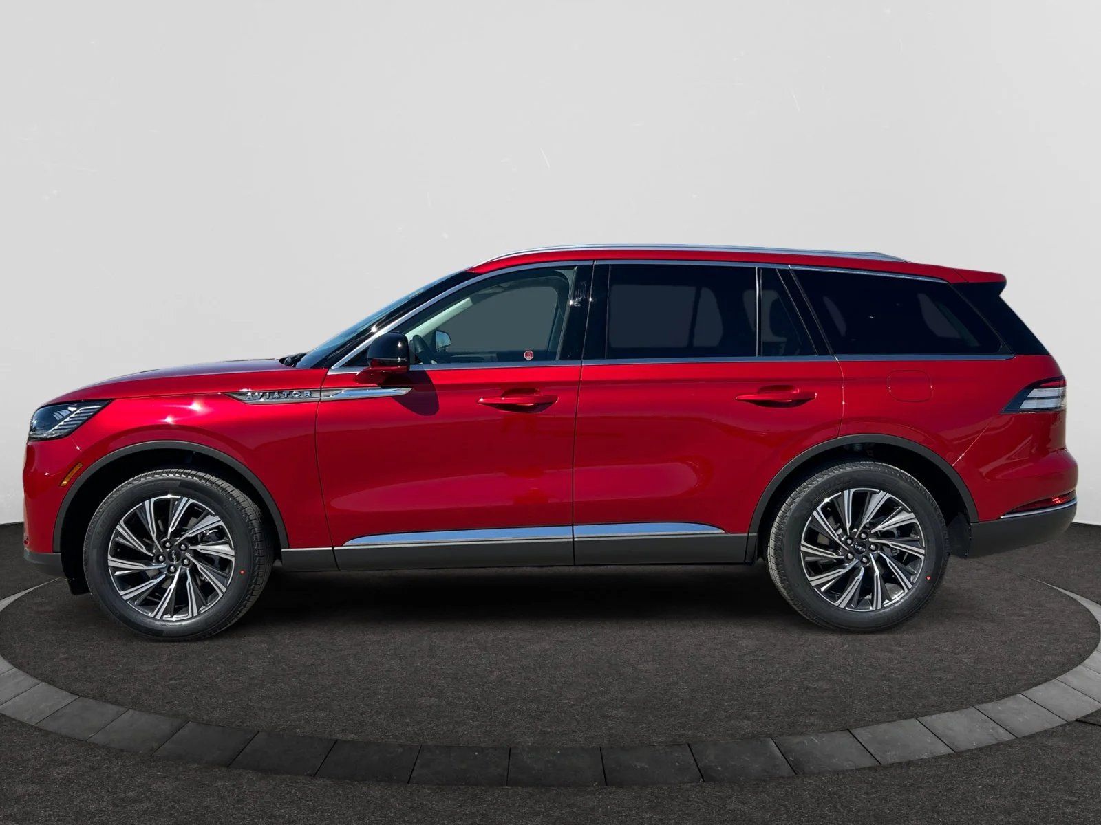 New 2026 Red Carpet Tinted Clearcoat Lincoln Premiere image 2