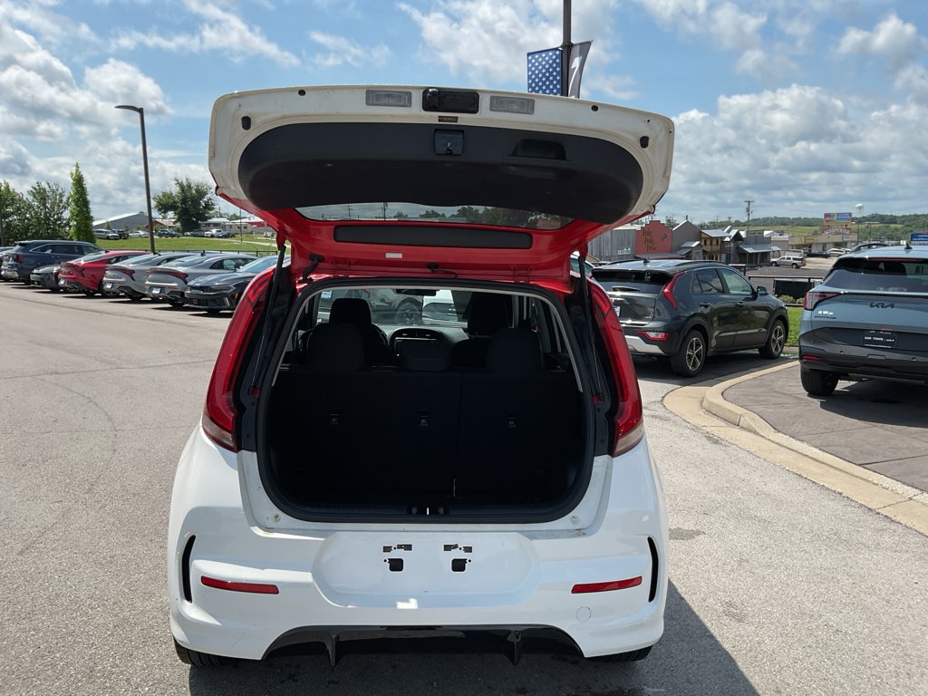Used 2020 Clear White/Red Roof Kia GT-Line image 13