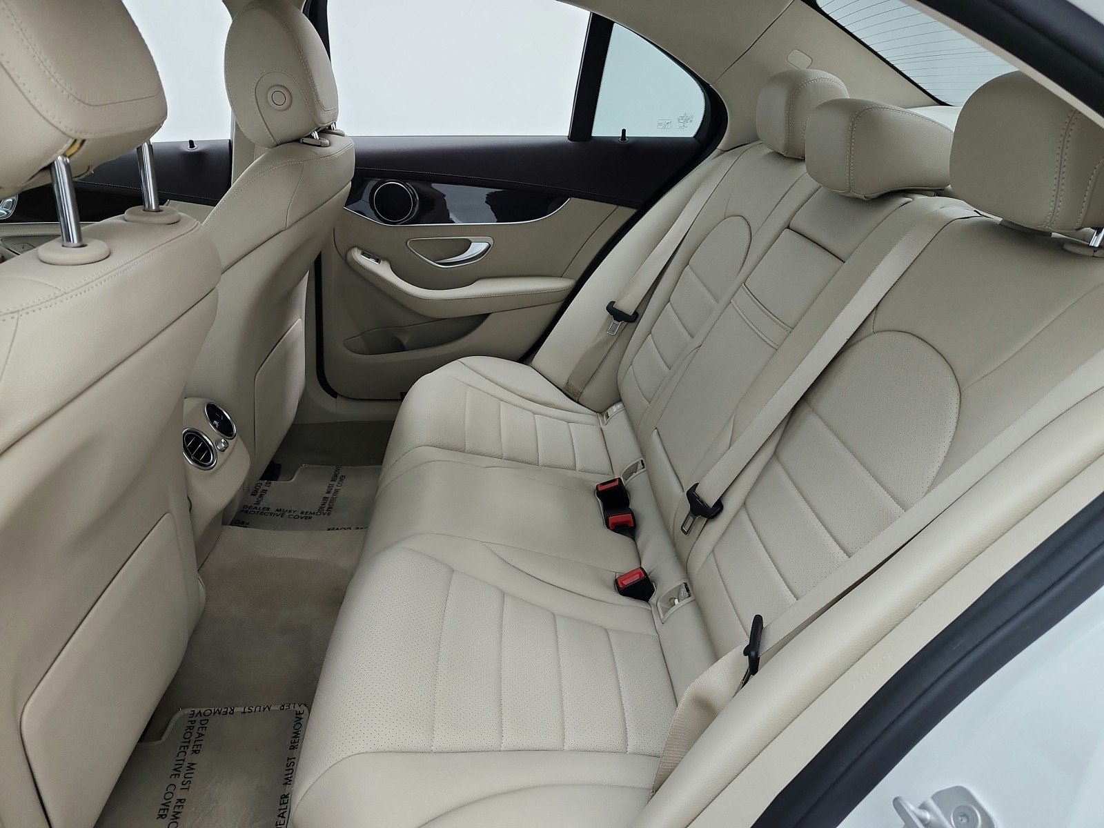 Used 2016 Polar White Mercedes-Benz C 300 Luxury image 13