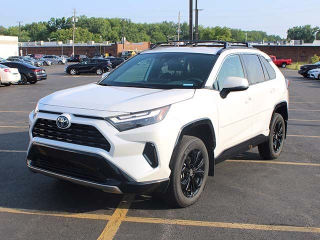 Used 2024 Pearl Toyota SE image 2
