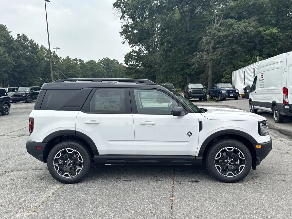 New 2026 Oxford White Ford Outer Banks image 8
