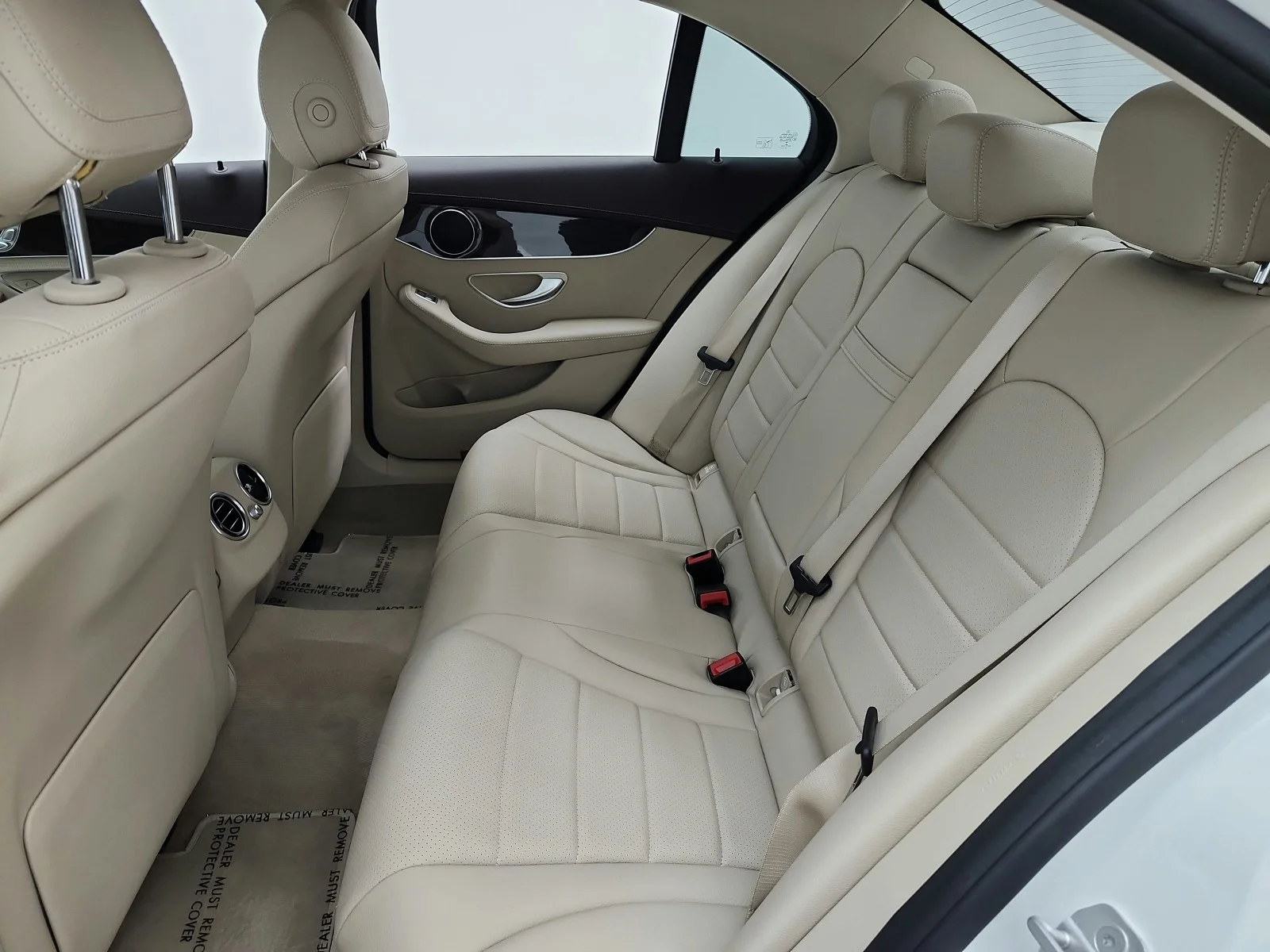 Used 2016 Polar White Mercedes-Benz C 300 Luxury image 13