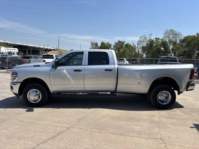 New 2026 Silver Ram Tradesman image 6