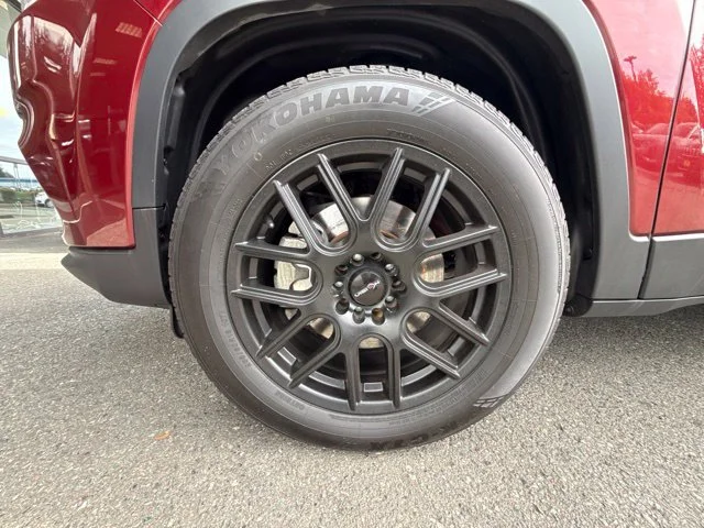 Used 2019 Velvet Red Pearlcoat Jeep Latitude Plus image 19