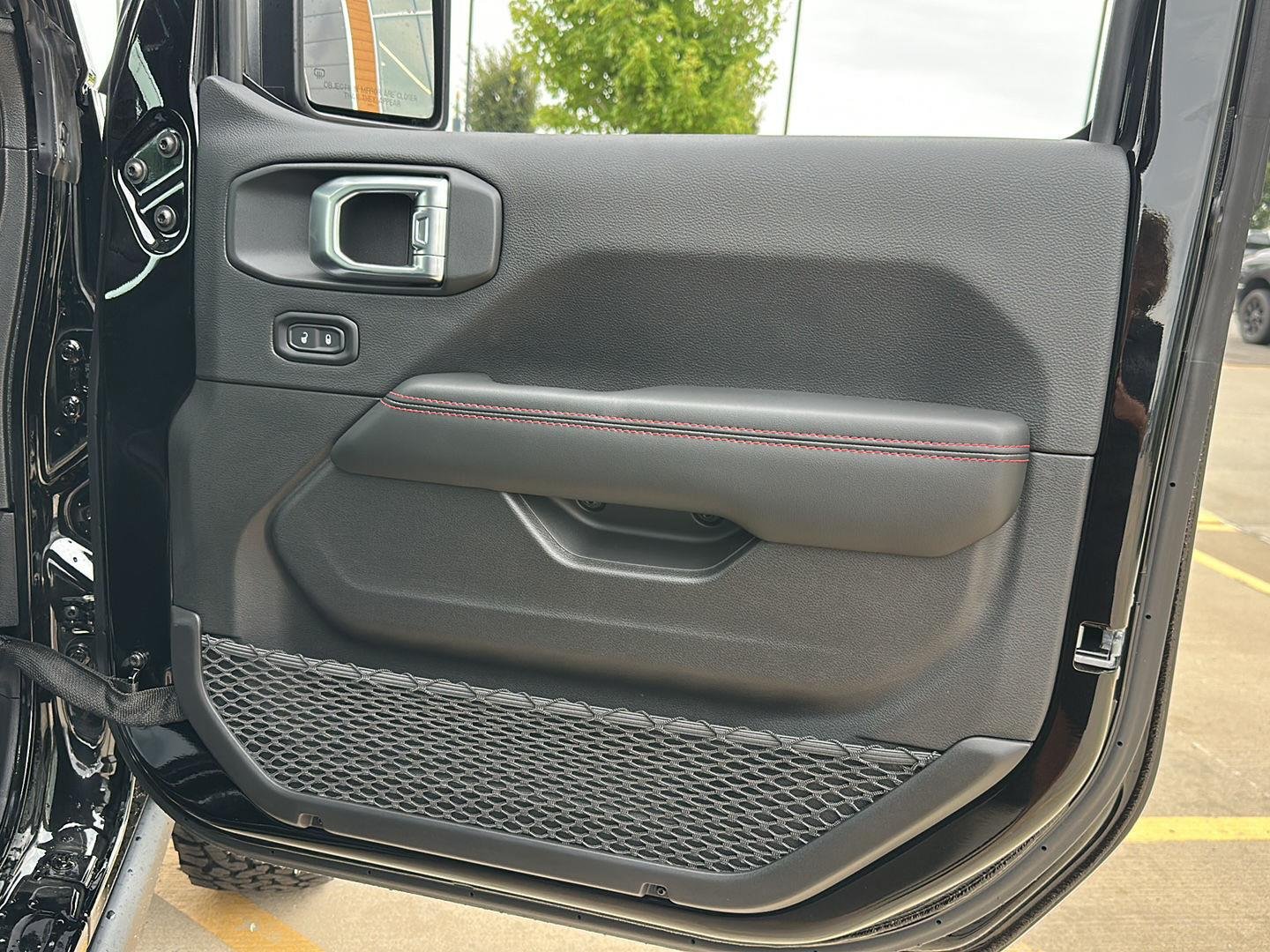 New 2026 Black Clearcoat Jeep Rubicon image 33