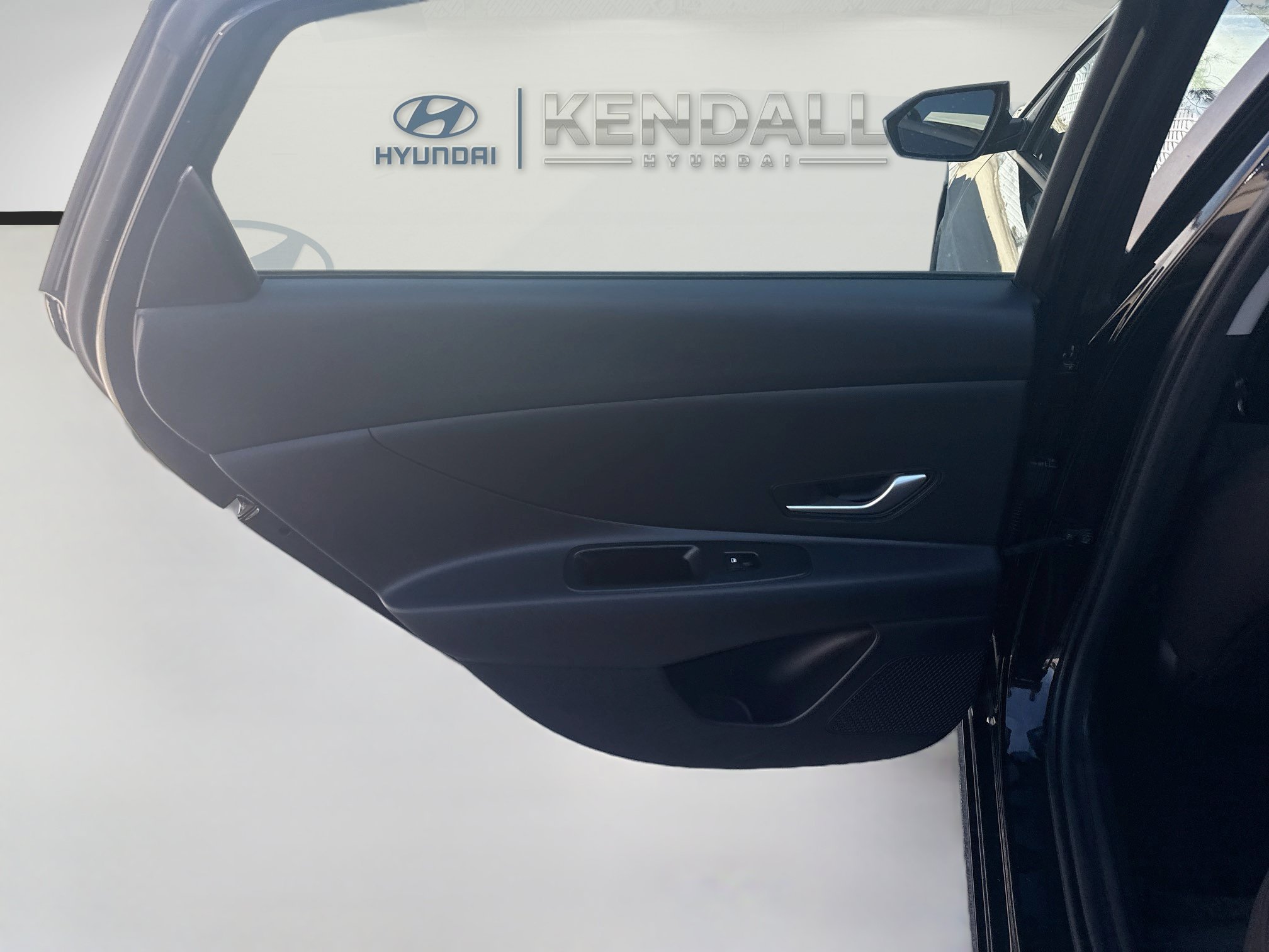 2025 Hyundai Elantra SE - Photo 22