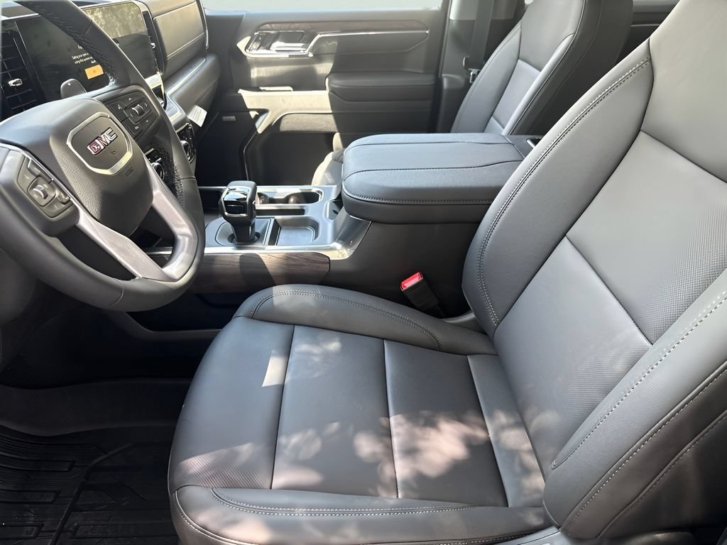New 2026 Onyx Black GMC SLT image 9
