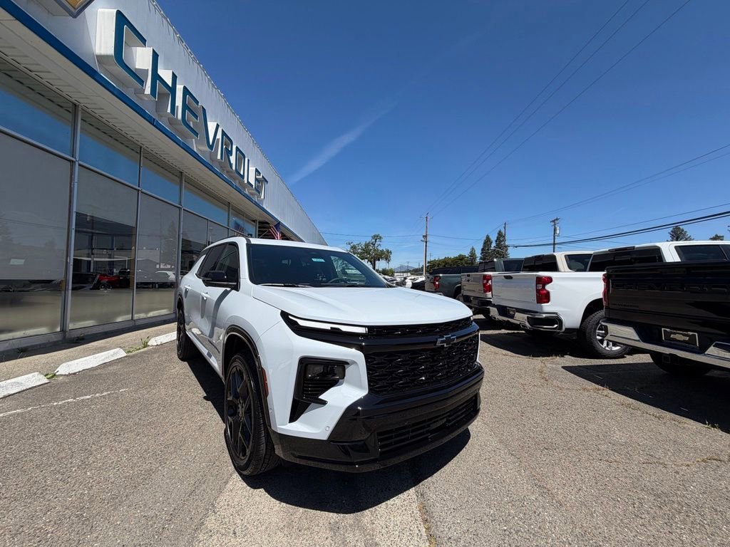 New 2026 Polar White Tricoat Chevrolet RS image 8