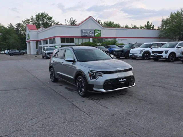 New 2026 Steel Gray Kia Wind image 30
