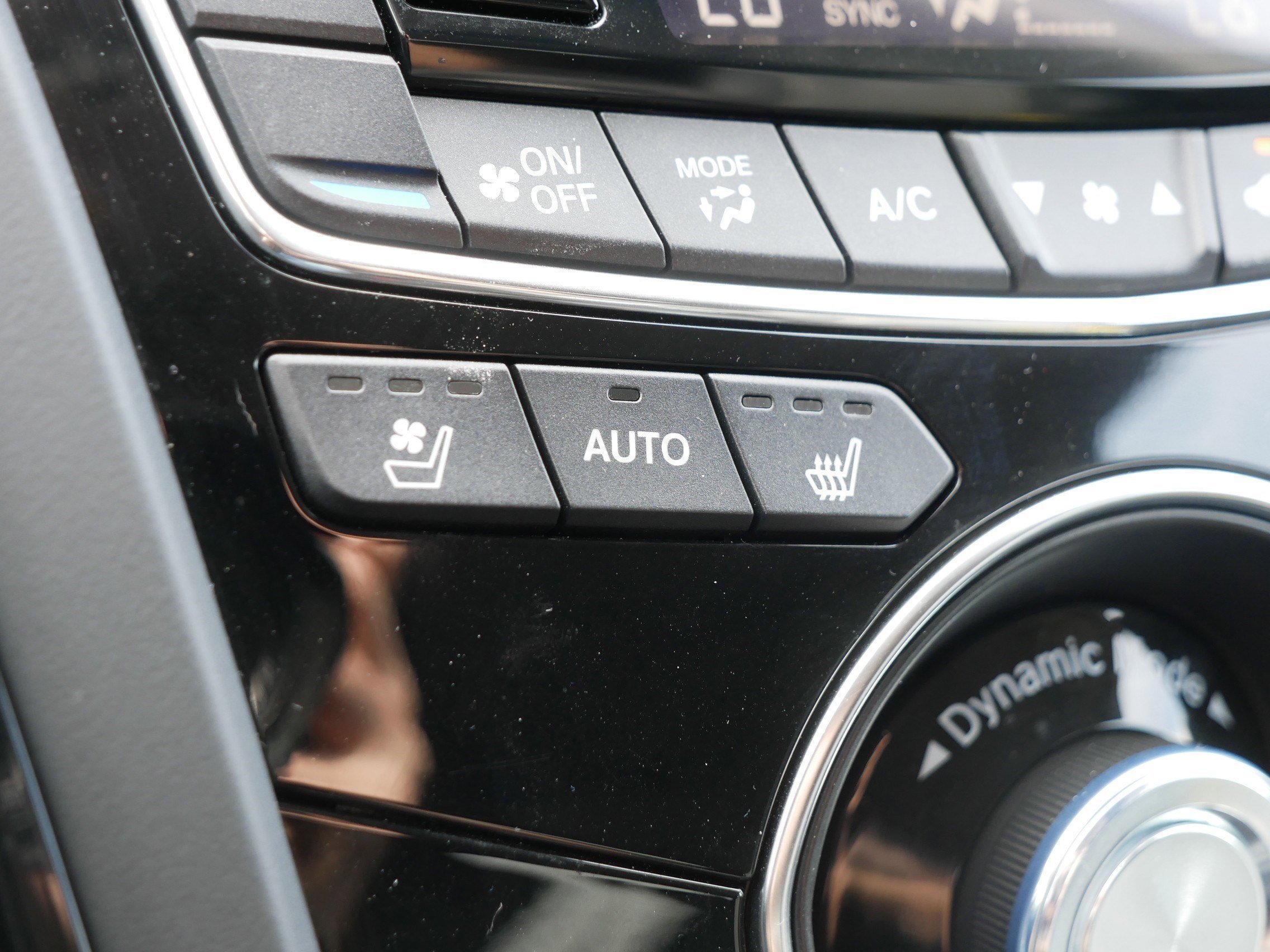Used 2024 Platinum White Pearl Acura w/Advance Package image 28