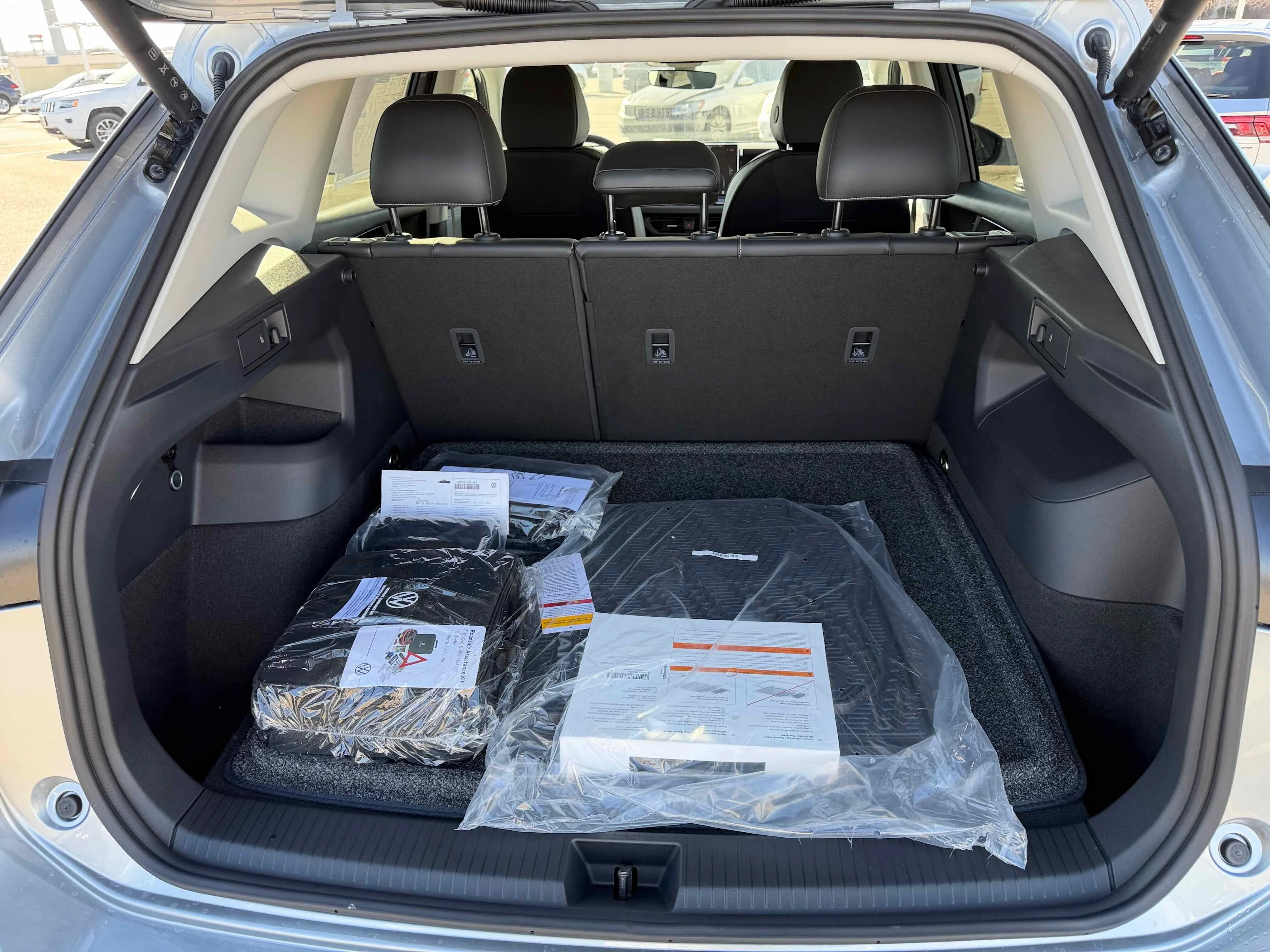 New 2026 Silver Volkswagen SE image 29