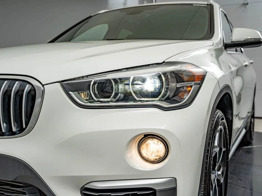 Used 2017 Alpine White BMW xDrive28i image 13