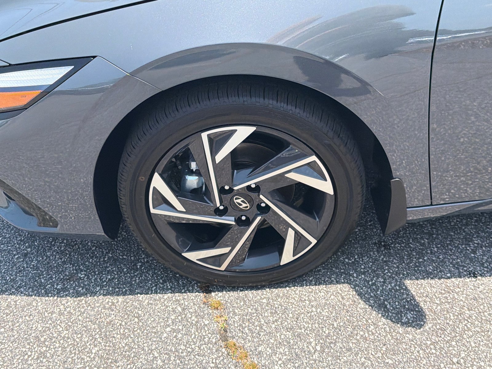 New 2026 Ecotronic Gray Hyundai Limited image 11