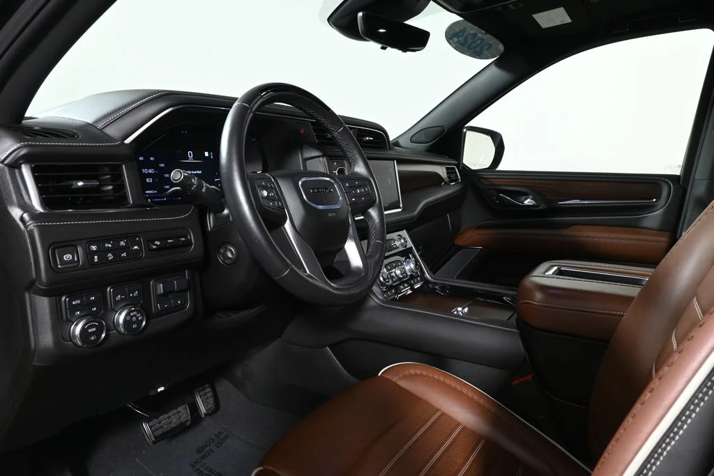 Used 2024 Black GMC Denali Ultimate image 15