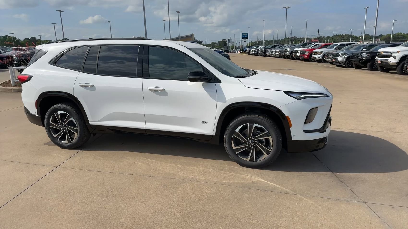 New 2026 Summit White Buick Sport Touring image 3