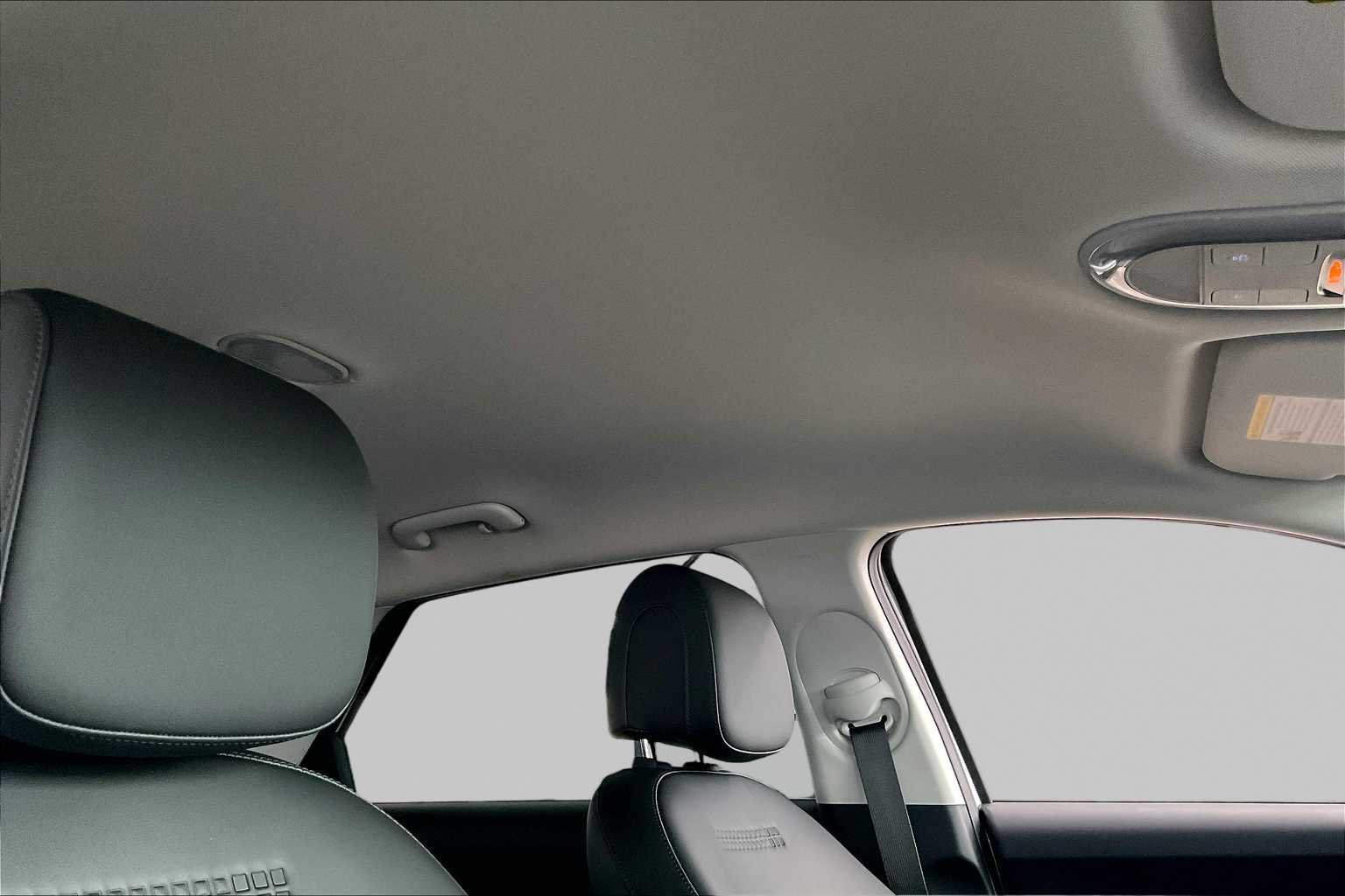 Certified Used 2026 Atlas White Hyundai SEL image 13
