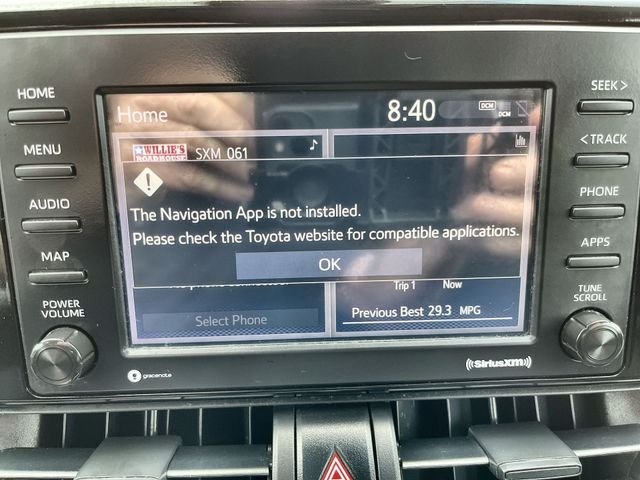 Used 2022 White Toyota LE image 20