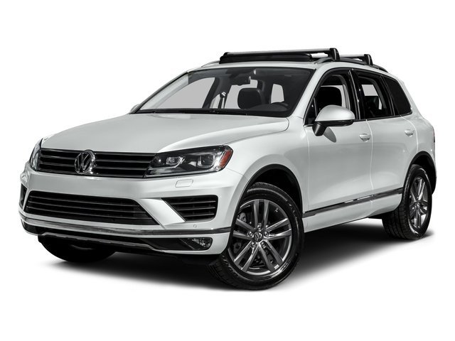 2016 Volkswagen Touareg V6 Lux's photo