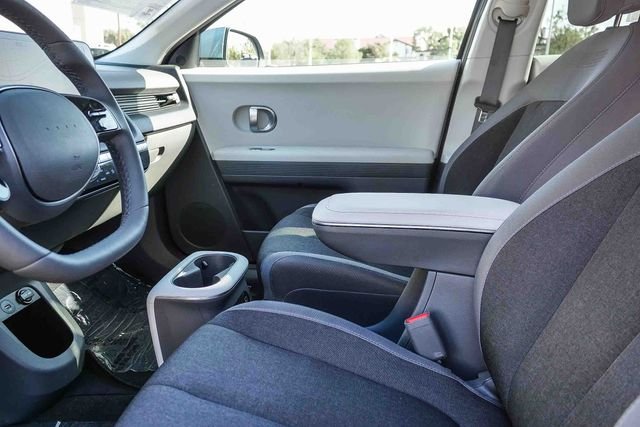 Certified Used 2024 Blue Hyundai SEL image 18