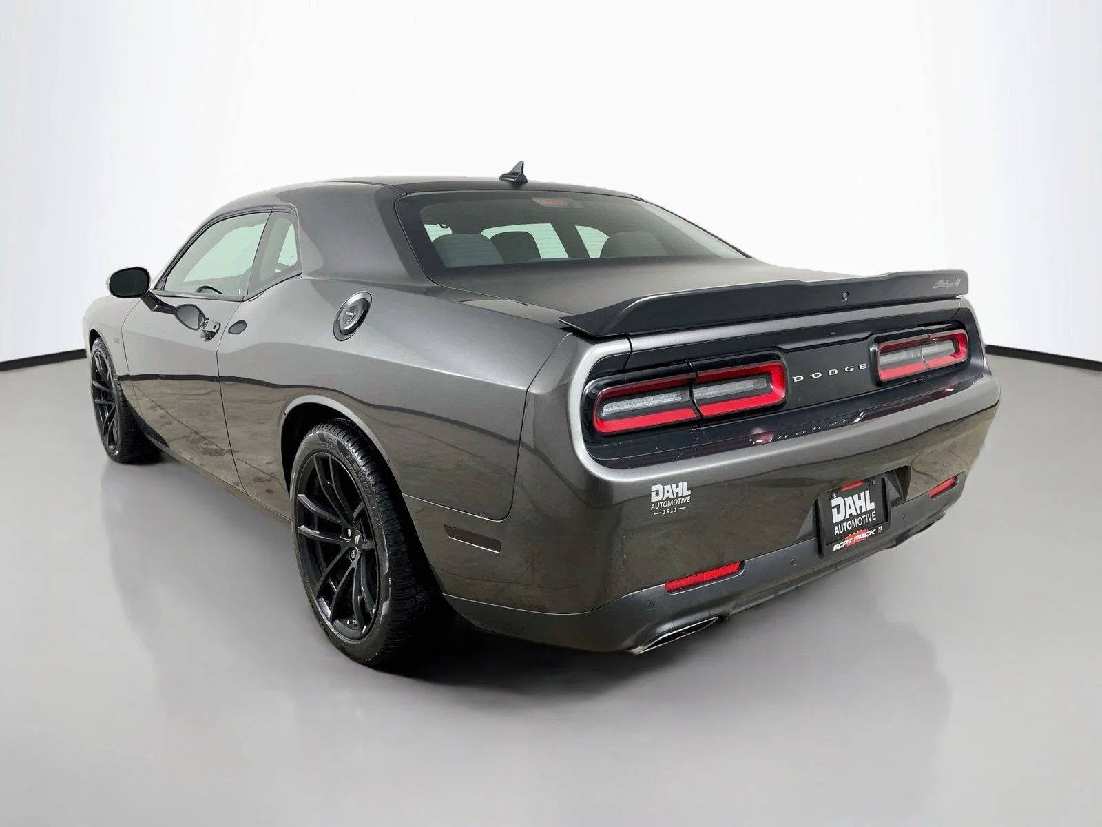 Used 2021 Granite Pearlcoat Dodge R/T Scat Pack image 10