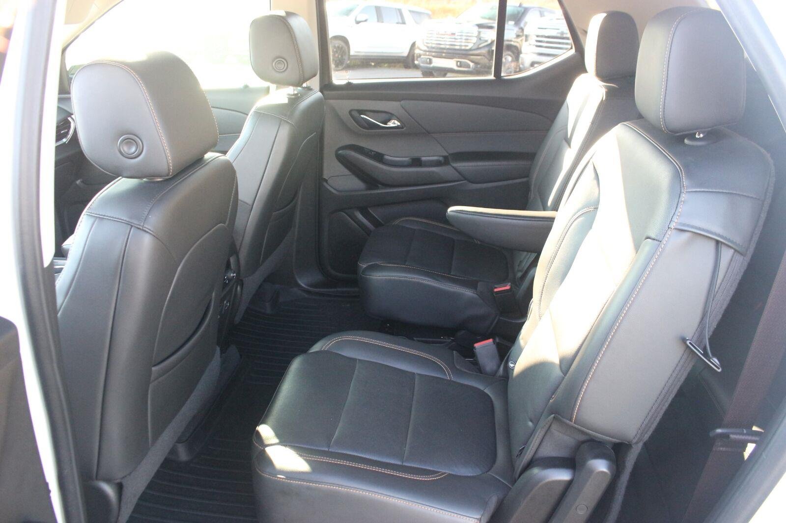Used 2021 SUMMIT WHITE Chevrolet Premier image 36
