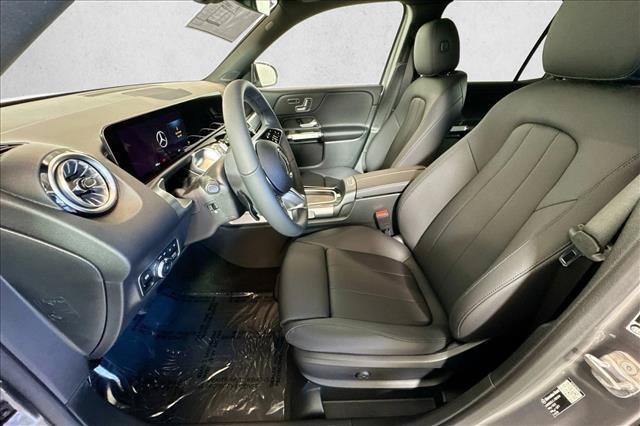 New 2026 Mountain Grey Metallic Mercedes-Benz GLB 250 image 49
