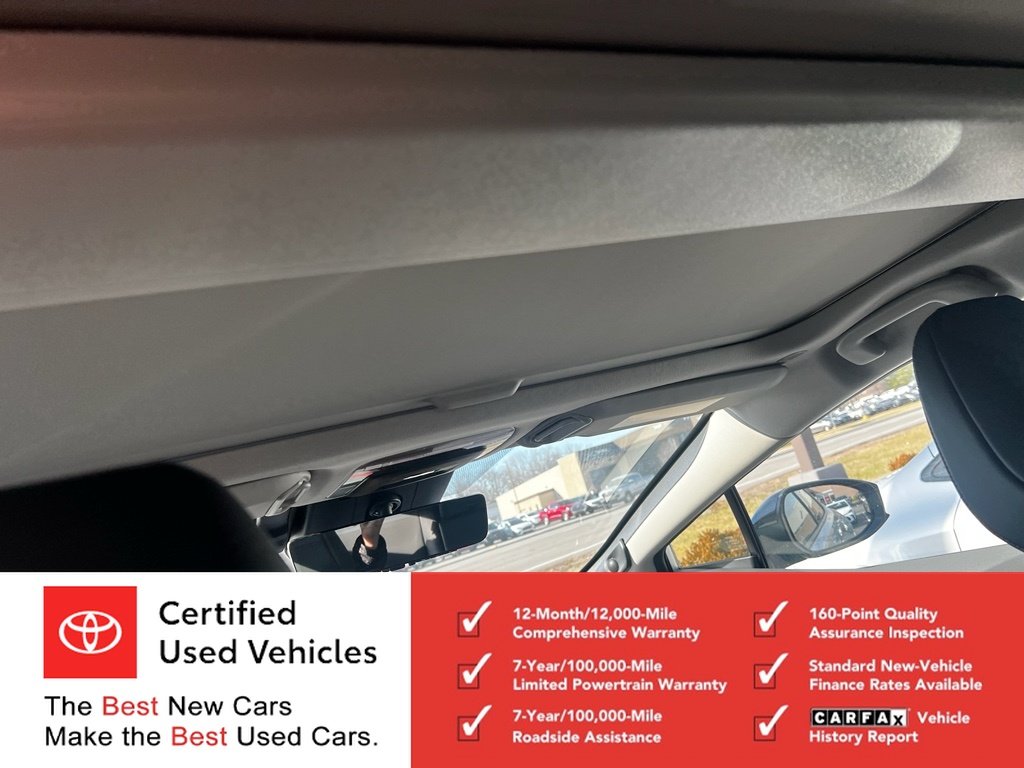 2026 Toyota Prius Plug-in Hybrid XSE Premium - Photo 17