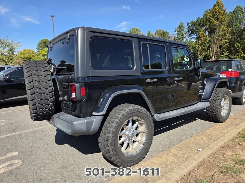 Used 2019 Black Clearcoat JEEP UNLIMITED SAHARA image 4